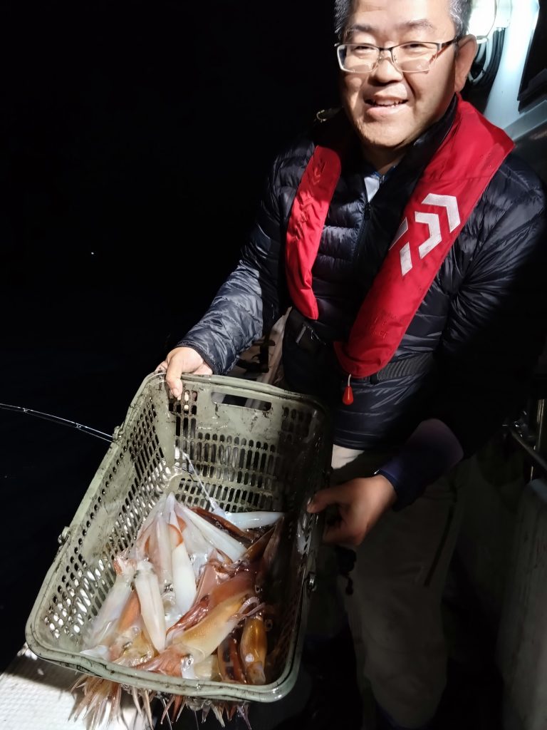 イカメタル好釣果つづいてますよ〜！